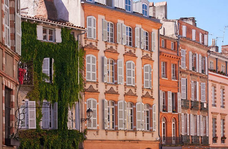 Le Numérique, Catalyseur du Changement dans le Droit Immobilier
